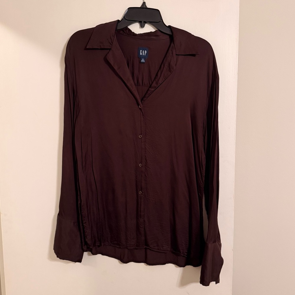GAP Brown Satin Shirt size M Tall